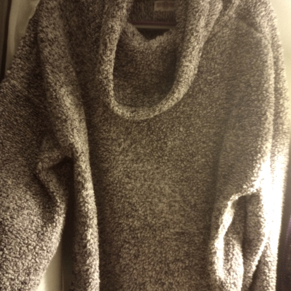 🟢BOGO🟢 Fuzzy WARM Shirt